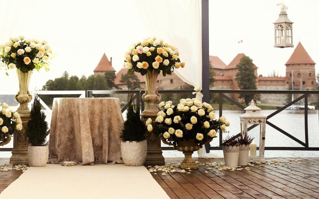 Apvalaus Stalo Klubas Gastro & Spa Hotel Тракай Екстериор снимка