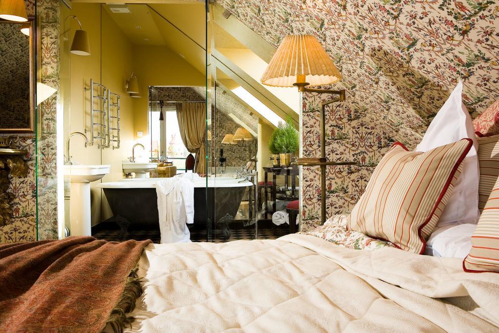 Apvalaus Stalo Klubas Gastro & Spa Hotel Тракай Екстериор снимка