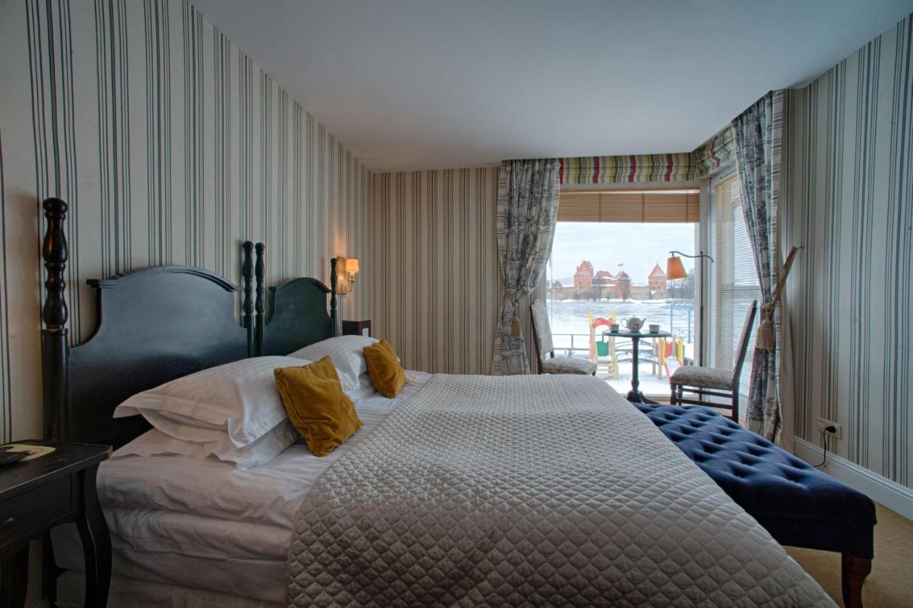Apvalaus Stalo Klubas Gastro & Spa Hotel Тракай Екстериор снимка